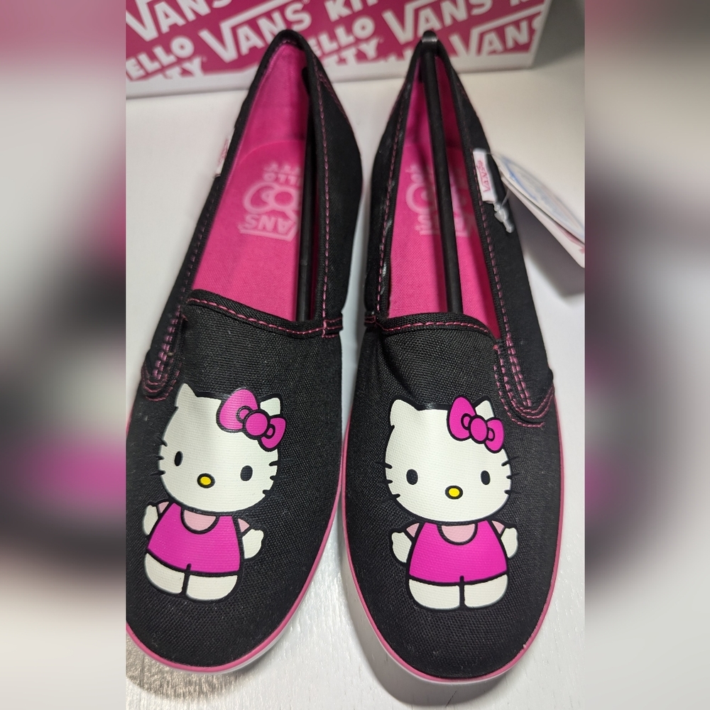Vans Kalani (Hello Kitty) Black/Magenta Slip - on Sneakers Women's Size 5 - Picture 3 of 9